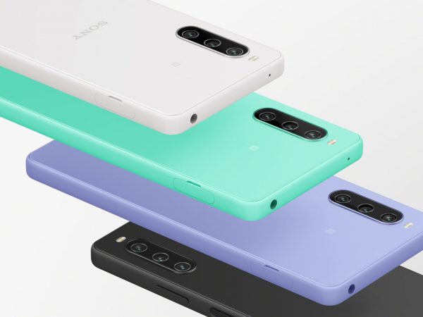 Představujeme smartphone Xperia 10 IV 5G: nový ultralehký smartphone s velkokapacitní baterií a výjimečnou výdrží