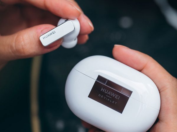 Užijte si každý tón bez rušení díky HUAWEI FreeBuds Pro 2