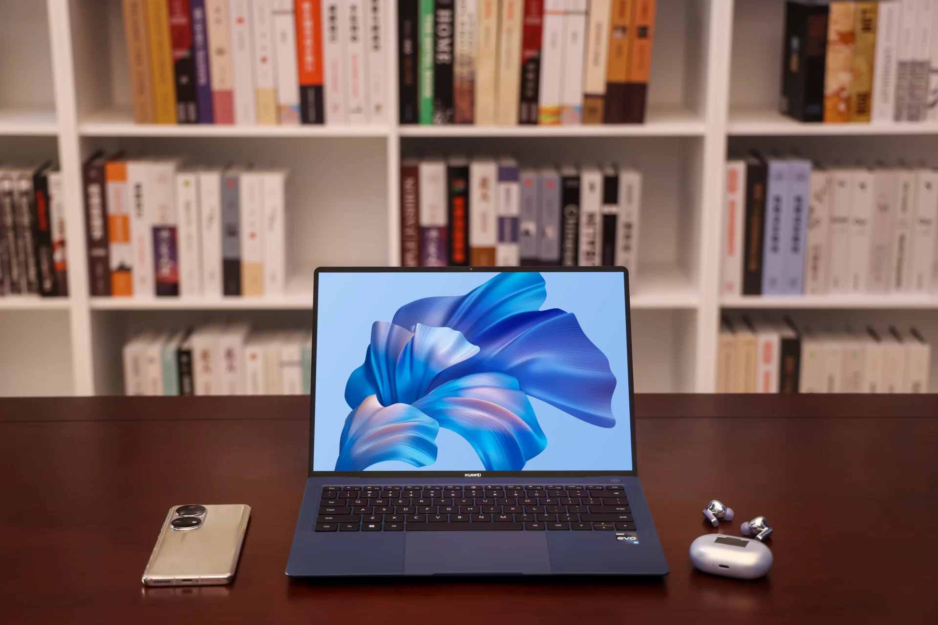 Stylový parťák pro práci či zábavu? To jsou novinky HUAWEI MateBook X Pro a MateBook D 16