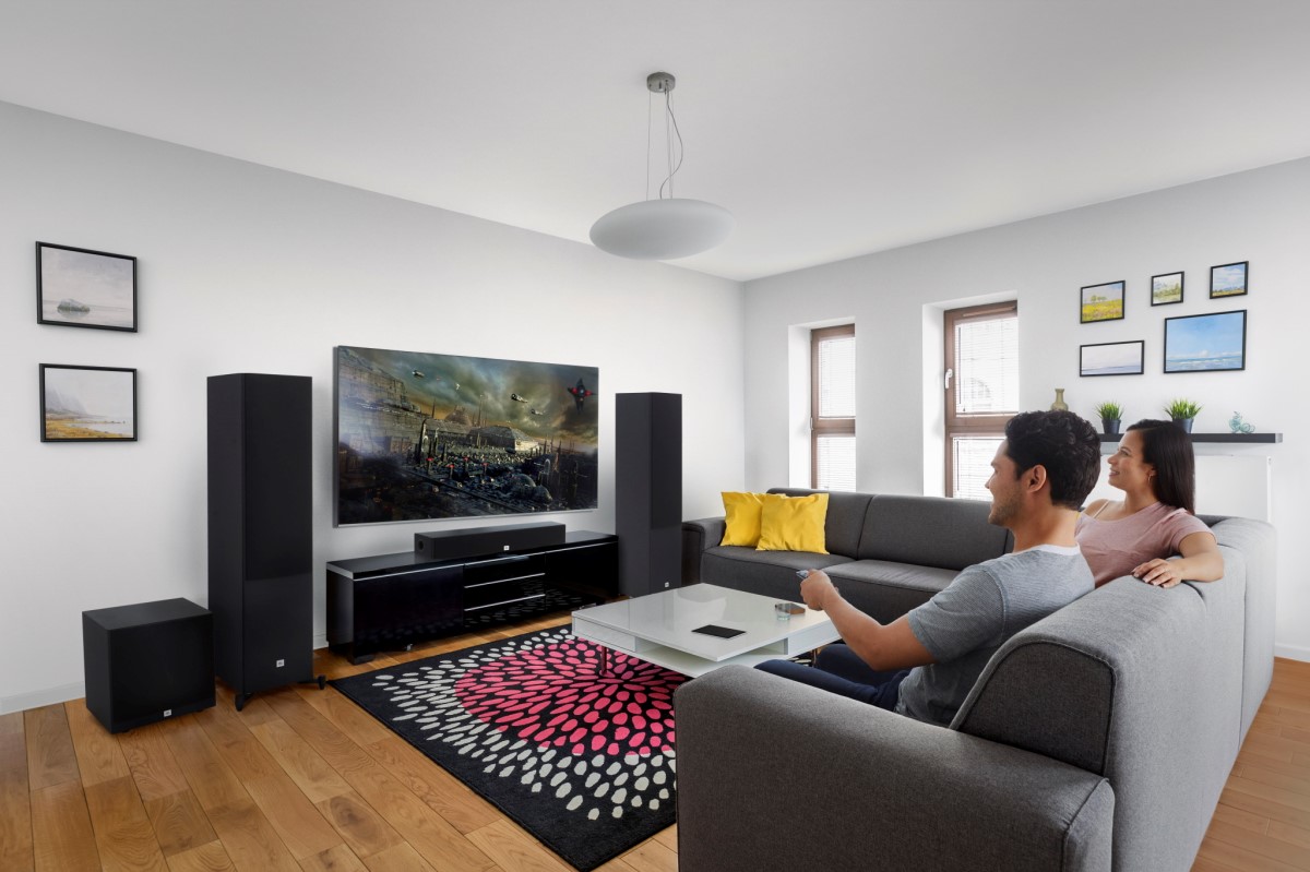 Americké legendy rozšiřují nabídku distribuce AQ, Hi-Fi reprosoustavy JBL a Revel vstupují na český trh