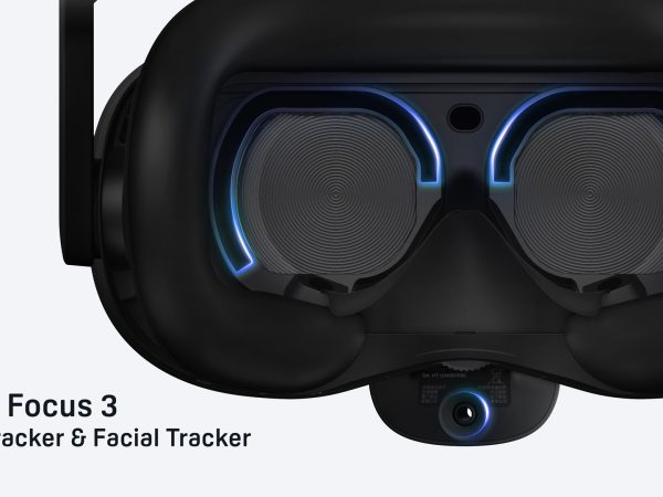 HTC VIVE Focus 3 Eye Tracker a Facial Tracker zajistí sledování pohybu očí a tváře