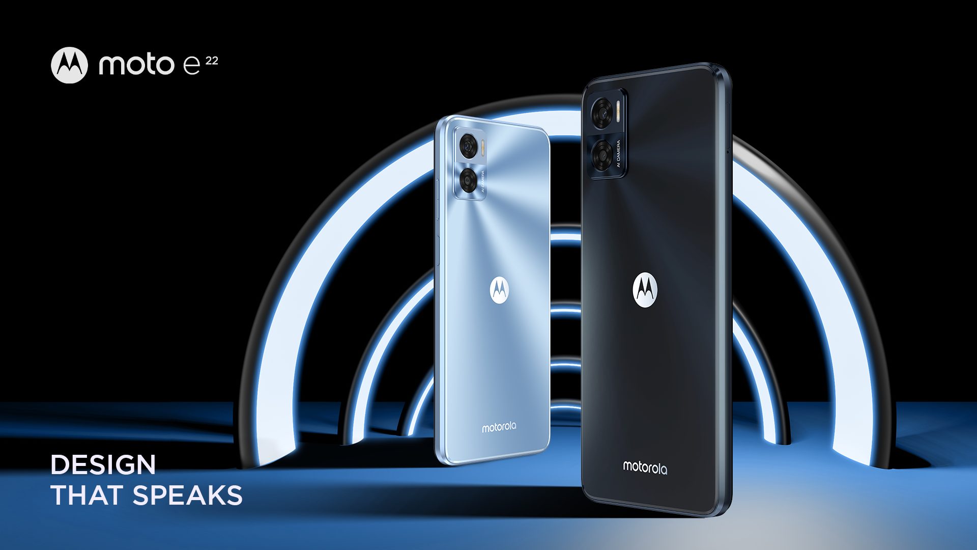 V telefonech moto e22 a moto e22i se neuvěřitelný stereo zvuk snoubí s úžasným displejem