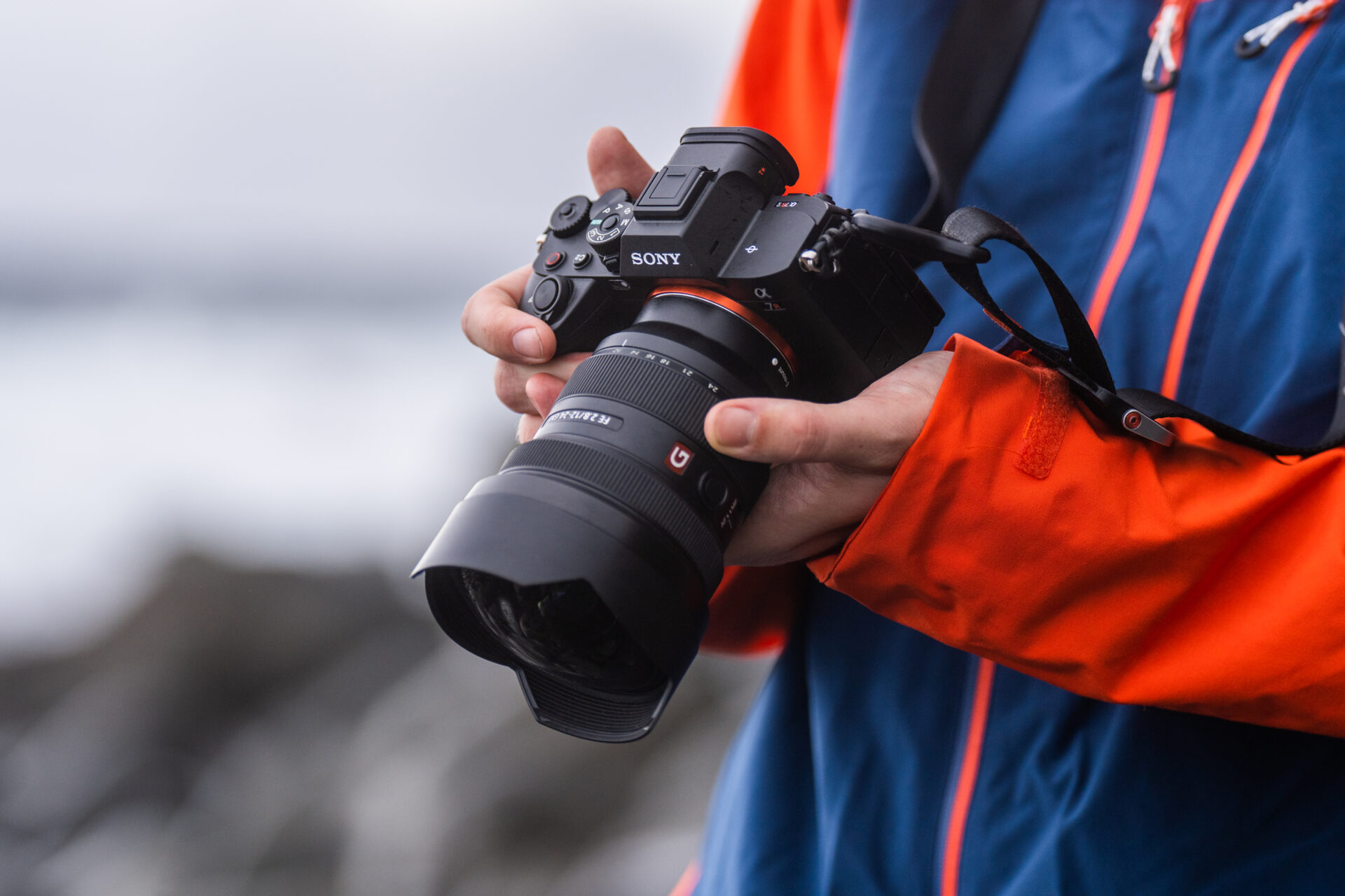 Nový fotoaparát Sony Alpha 7R V nabízí zážitek v podobě vysokého rozlišení a automatického ostření s využitím umělé inteligence