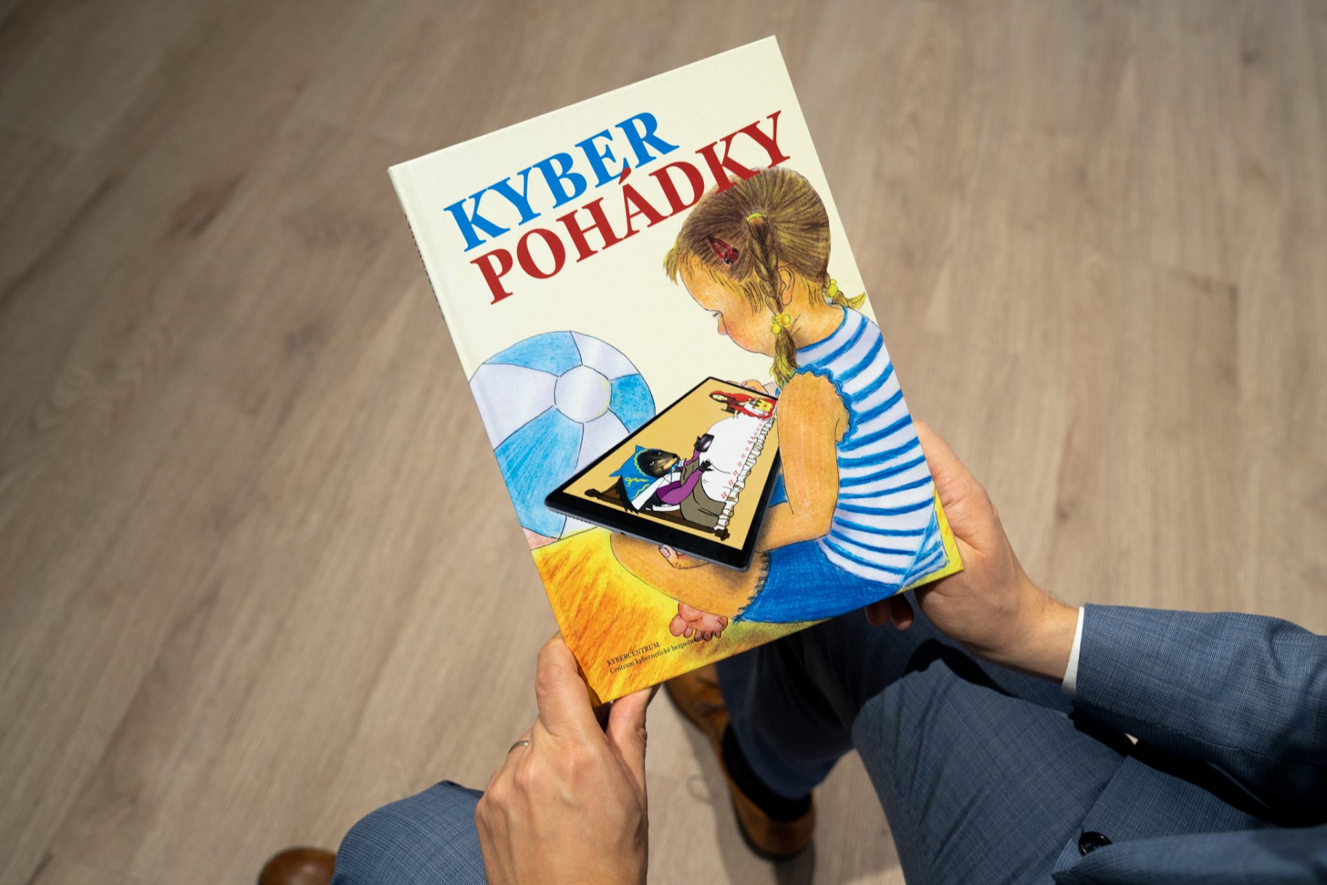 Smolíčku, Pacholíčku, připoj nás k internetu na chviličku! Vodafone podpořil vydání knihy Kyberpohádek
