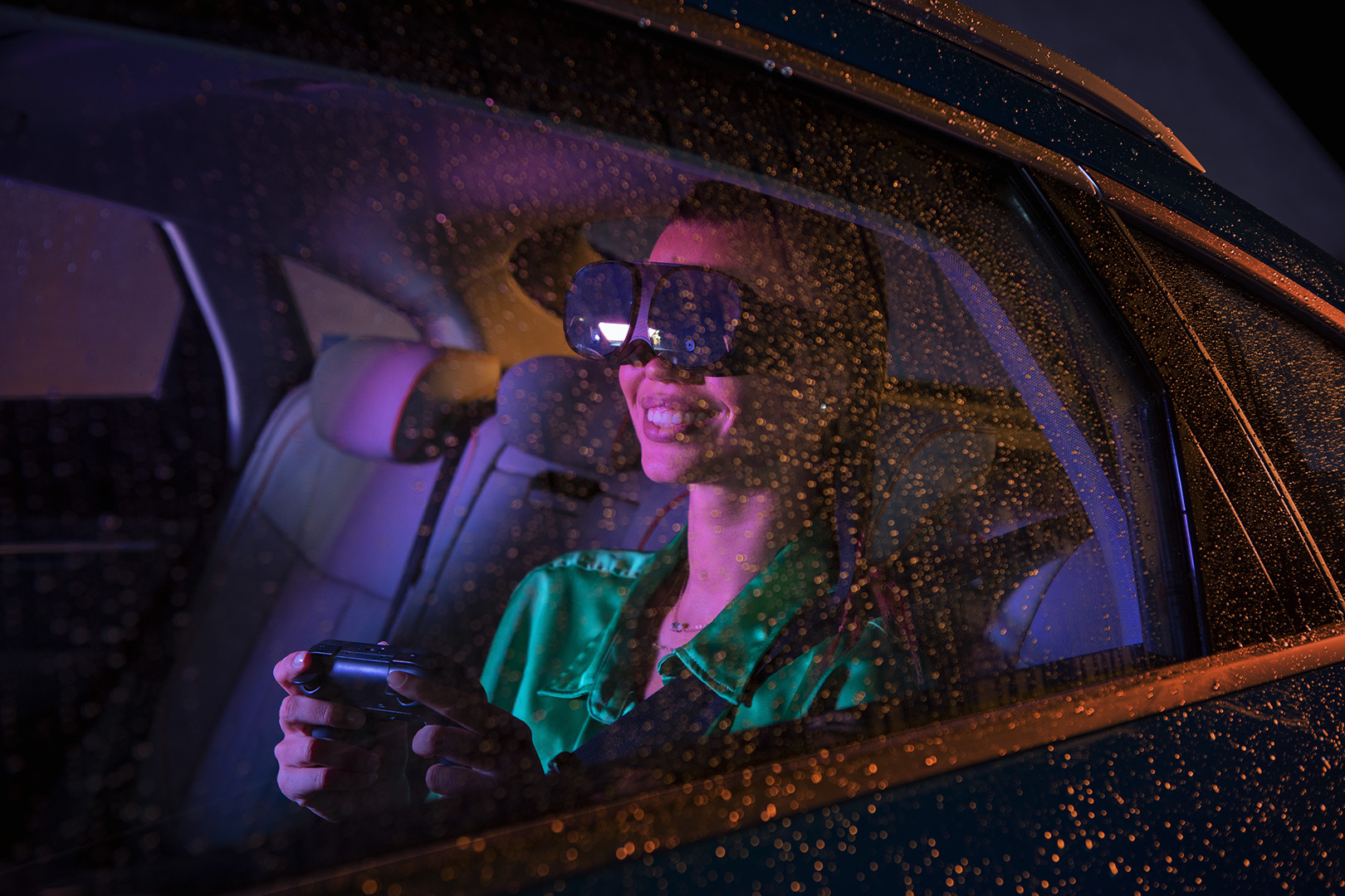 HTC VIVE a Holoride představují revoluční infotainment pro vybrané modely vozů Audi a VR brýle HTC VIVE Flow