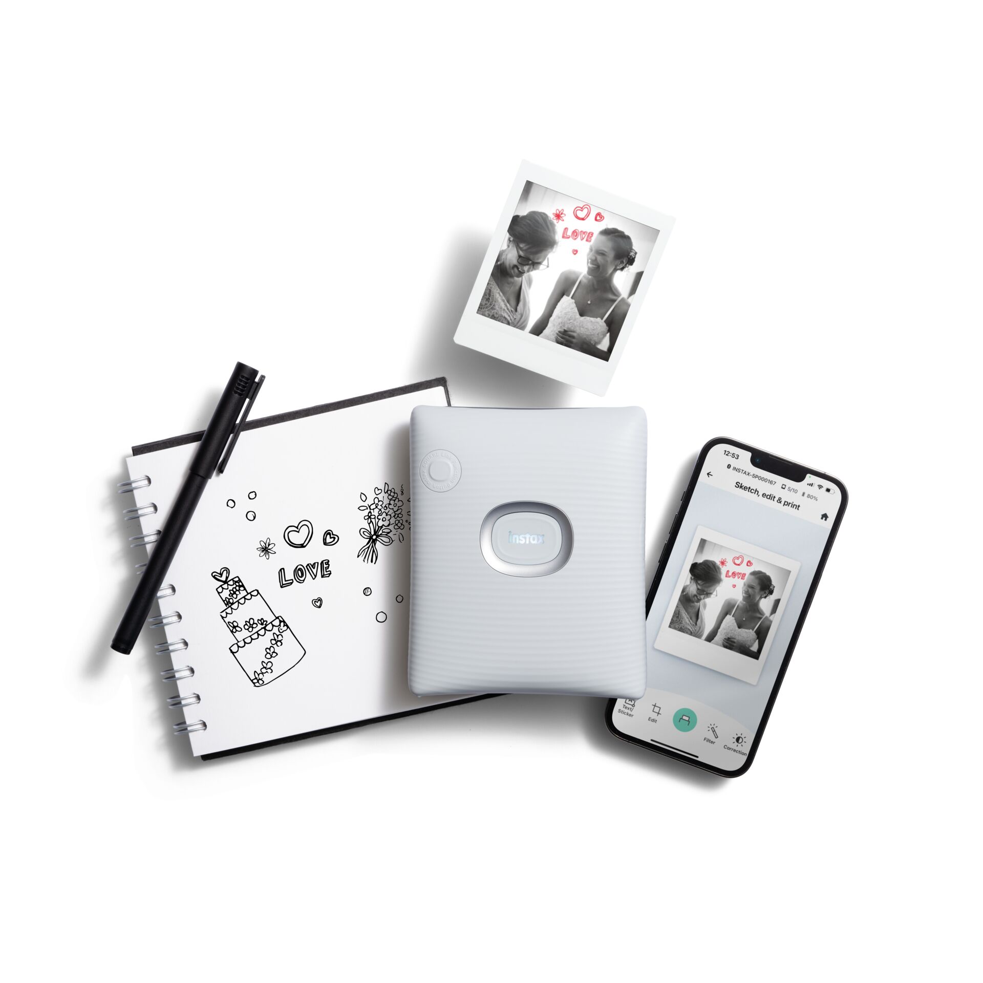 Fujifilm má novou tiskárnu instax SQUARE Link pro rychlý tisk fotek ze smartphonu. Novinka přináší fanouškům instantních fotek funkce rozšířené reality a sdílení digitálních snímků
