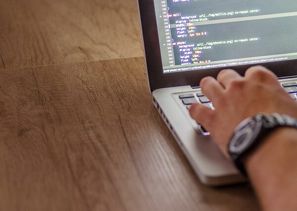 Co by měl znát začínající datový inženýr: Nejčastější otázky při pohovoru