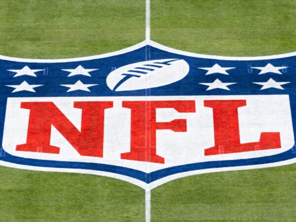 Finále Super Bowl opět v přímém přenosu a s českým komentářem