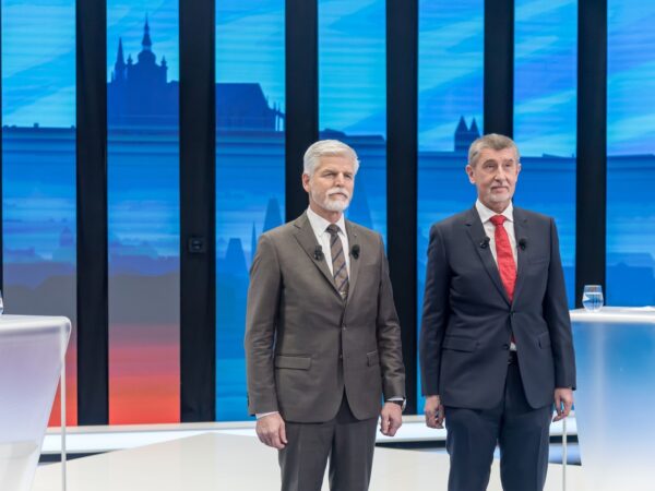 Statisíce zhlédnutí a tisíce sdílení. Dezinformace o Pavlovi válcovaly během voleb sociální sítě