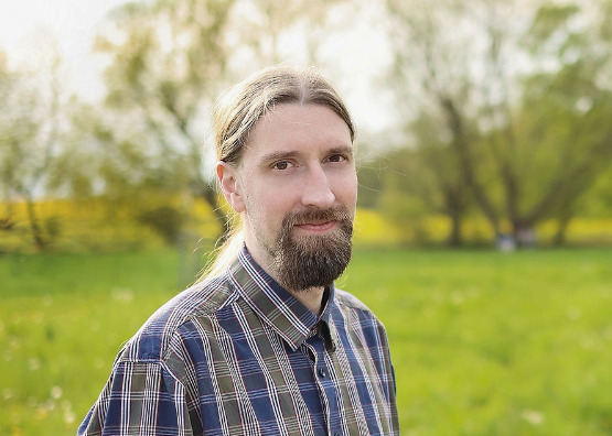 Java přinesla internetovému světu multimédia nebo internetové bankovnictví. U vývojářů je populární dodnes