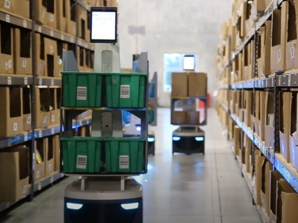 ShipMonk pokračuje v expanzi do Evropy. Nové distribuční centrum v České republice postavilo Panattoni, investorem je Accolade