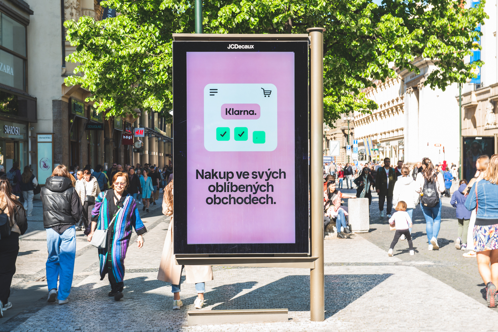 Klarna oslavuje „měsíc lásky“ v nové májové kampani