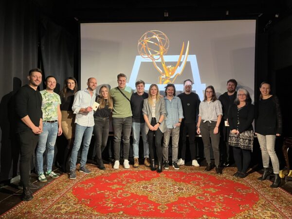 Nový byznys model Fameplay: Přerod z tvůrce jedné internetové televize na hráče stavícího internetové televize pro značky, komunity a sportovní organizace v mezinárodním prostředí