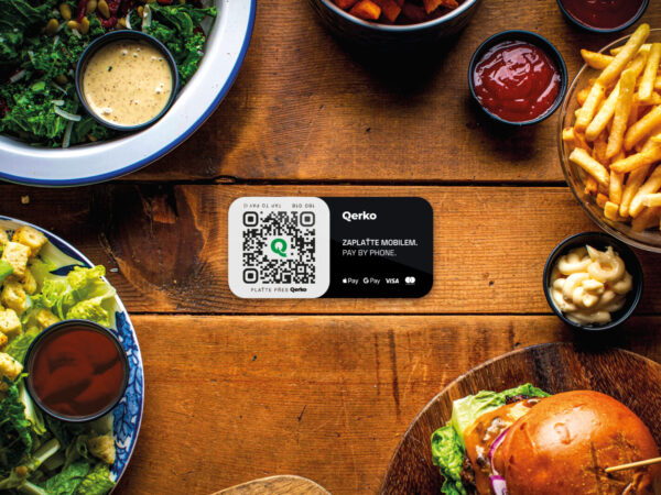 Nové designové QR kódy v restauracích. Qerko spojilo síly s prestižním studiem Stedina Design