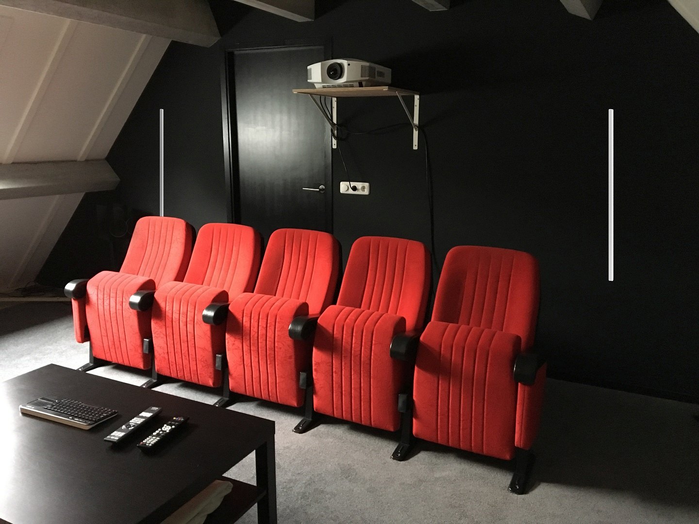 Unikátní designové reproduktory od německého audio specialisty BEC Akustik vykryjí precizním zvukem celou místnost