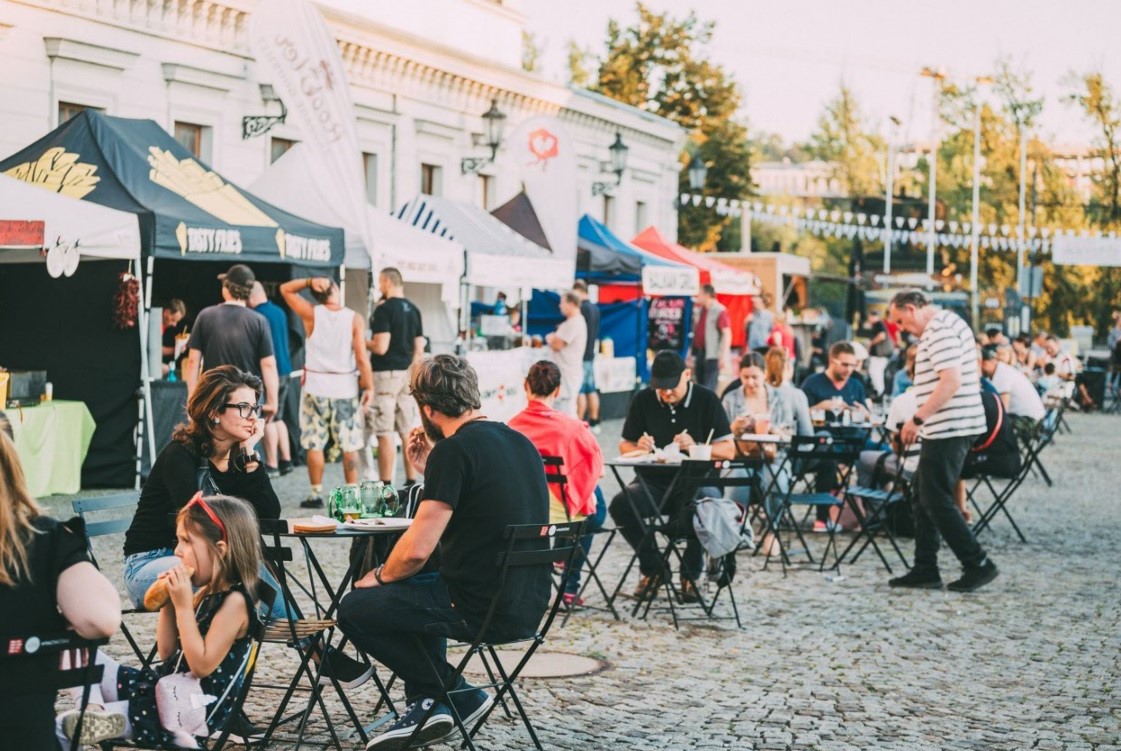 Nomad Beer Festival: Létající pivovary přistanou v pražských Holešovicích už potřetí