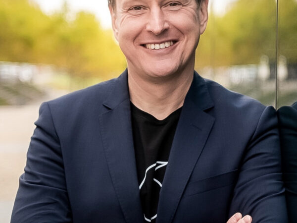 Šéf českého Vodafonu Petr Dvořák se přesune do Londýna. Převezme vedení téměř 50 partnerských trhů po celém světě