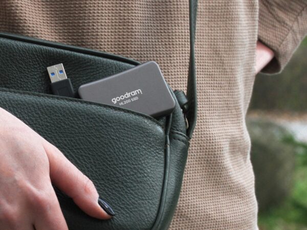 HL200 od Goodramu: Externí SSD disk menší než kreditka a ergonomické herní úložiště zároveň