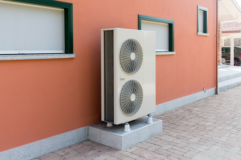 Přechod na tepelné čerpadlo? Nejvíc ušetří domácnosti s elektrokotlem, podle statistik až 80 procent
