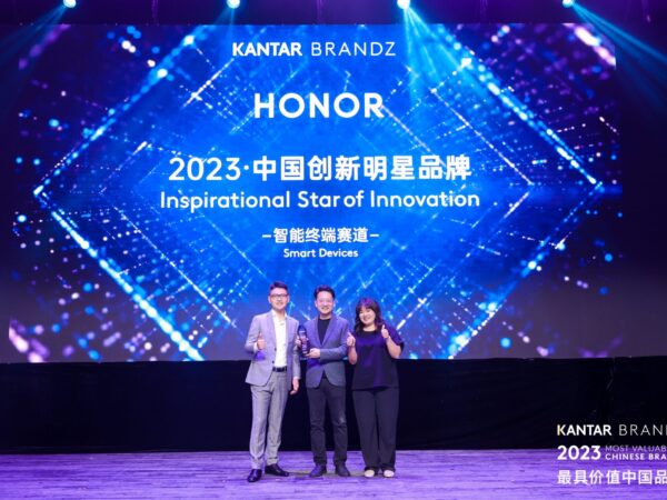 HONOR získal ocenění Kantar BrandZ Inspirativní hvězda inovací a je na vrcholu žebříčku BrandGrow Top 100 rostoucích značek Číny