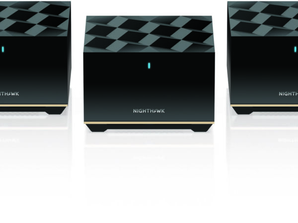 NETGEAR představil třípásmový mesh wifi systém Nighthawk 6E (MK93S)