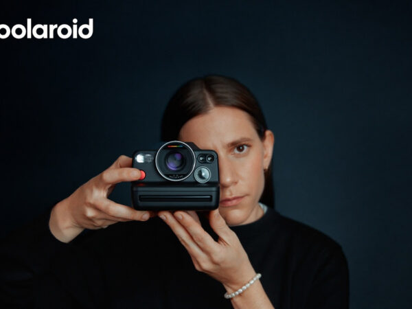 Polaroid I-2 – špičkový fotoaparát pro dokonalou okamžitou fotografii