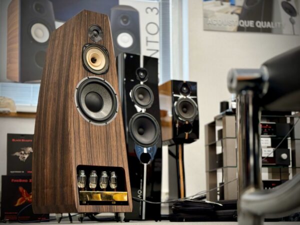 AQ Ultima jsou česko-slovenský high-end bez kompromisů za 2 000 000 Kč