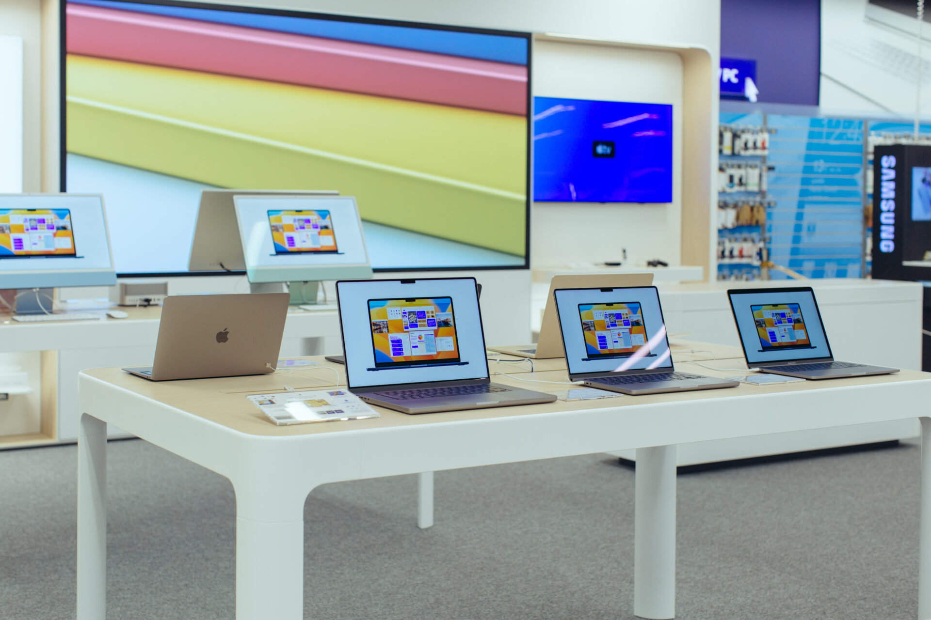 DATART na Chodově otevírá největší Apple Shop ve střední Evropě