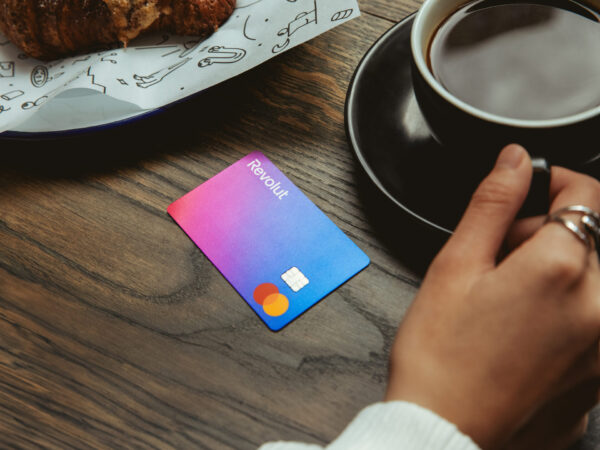 Revolut překročil hranici 10 milionů zákazníků v regionu CEE a posiluje svou pozici regionální digitální banky