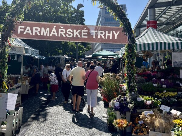 Tradice farmářských trhů v Praze stále přetrvává