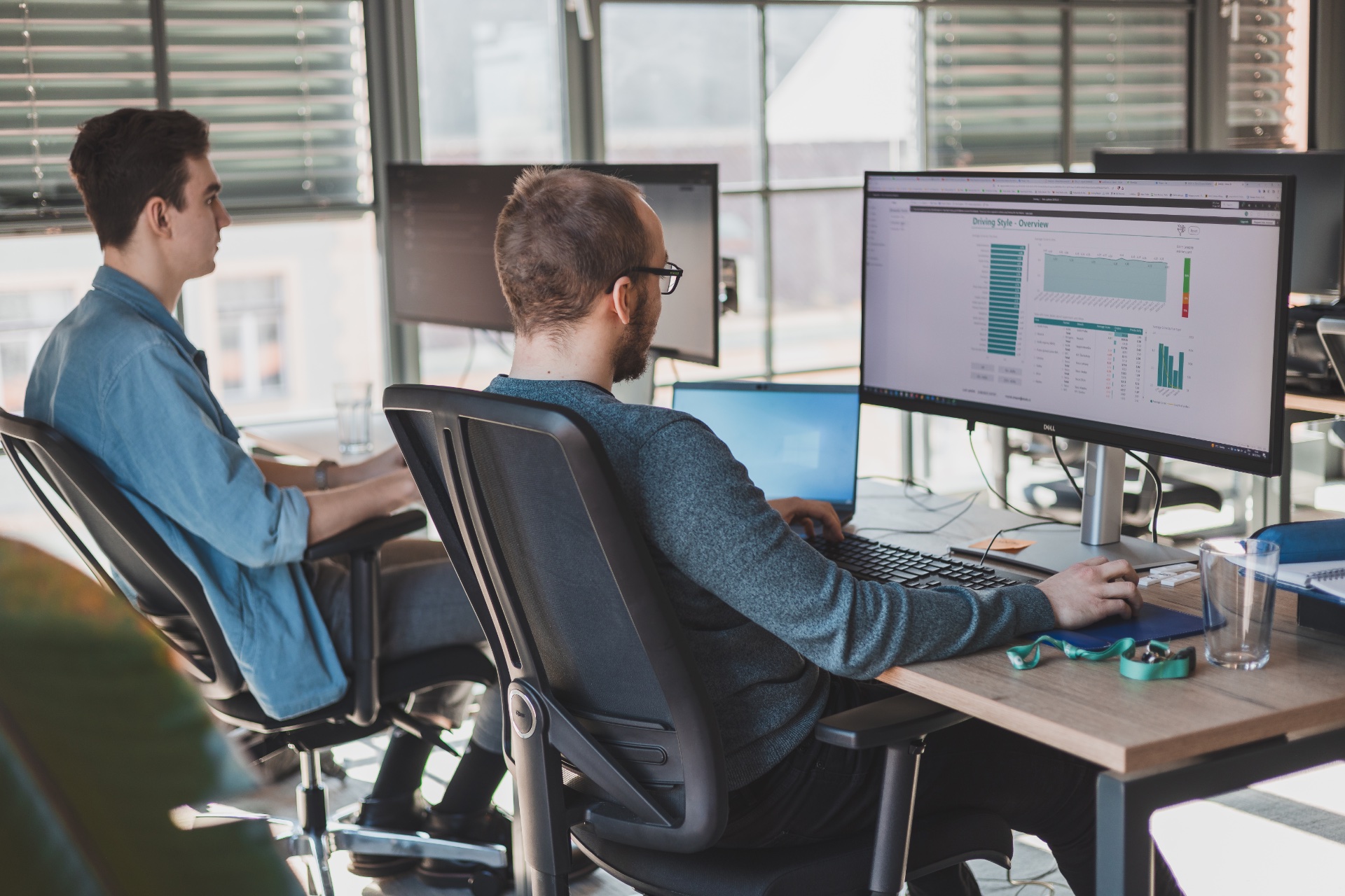 Evoluce logistiky: Od hedvábné stezky až po umělou inteligenci a roboty