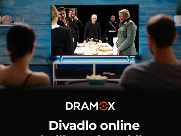 Z jeviště i na obrazovky. Český Dramox nabídl za tři roky představení ze 180 divadel online. Teď je přináší do kin i k mobilním operátorům