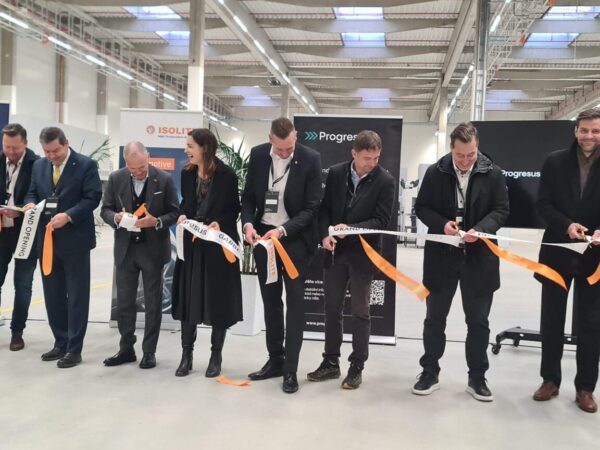 Skupina Progresus úspěšně vstoupila do oblasti industriálního developmentu. U Chomutova s partnerem GARBE předala nájemci ISOLITE průmyslové centrum za více než půl miliardy