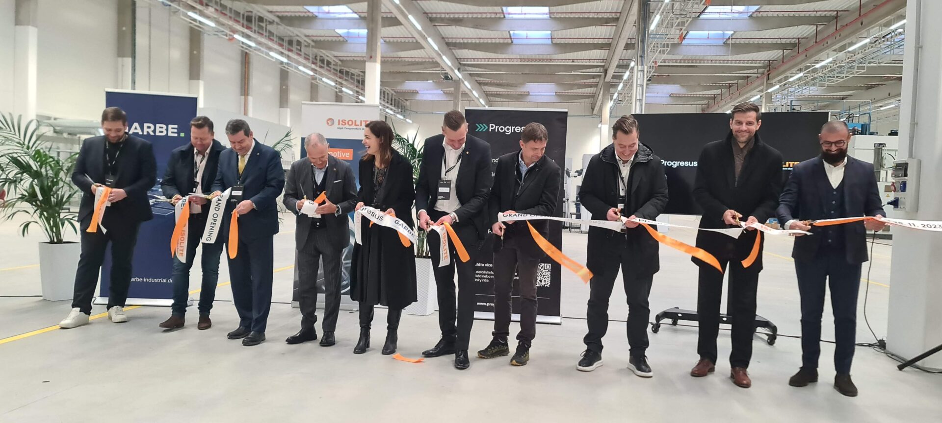 Skupina Progresus úspěšně vstoupila do oblasti industriálního developmentu. U Chomutova s partnerem GARBE předala nájemci ISOLITE průmyslové centrum za více než půl miliardy