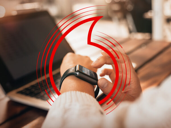 Telefon může zůstat doma! Díky dlouho očekávané službě OneNumber od Vodafonu si zavoláte z hodinek