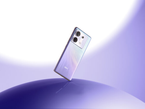 Vlogerská revoluce – Infinix představuje ZERO 30 5G se špičkovou přední kamerou