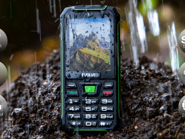 EVOLVEO uvádí na trh odolný, plně vybavený tlačítkový telefon StrongPhone W4, vodotěsný a splňující normy IP68. Navíc má předinstalovanou hru Had