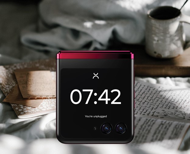 Představujeme aplikaci Moto Unplugged, která je navržena tak, aby uživatelům pomáhala zůstat v přítomnosti a zároveň být ve spojení.