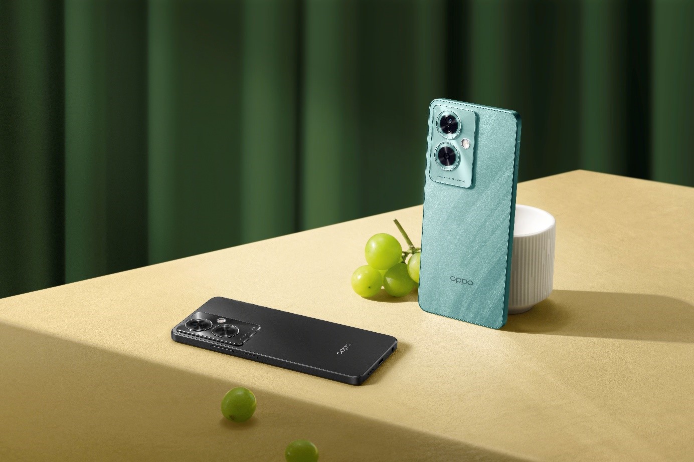 OPPO uvádí na český trh nový smartphone A79 5G s 50MPx fotoaparátem s funkcemi AI a rychlým 33W dobíjením