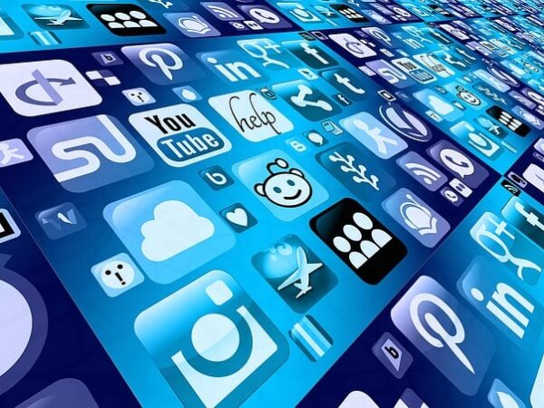Bezpečnost v mobilním vývoji: Trendy, správa a osvědčené postupy