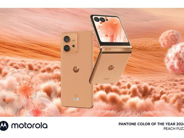 Motorola uvádí na trh speciální edici zařízení razr a edge: První a jediné chytré telefony