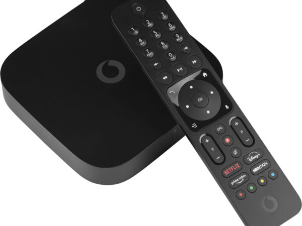 Vodafone má nový hardware pro svou TV i pevný internet. Televizní zážitek je příjemnější, domácí Wi-Fi výkonnější