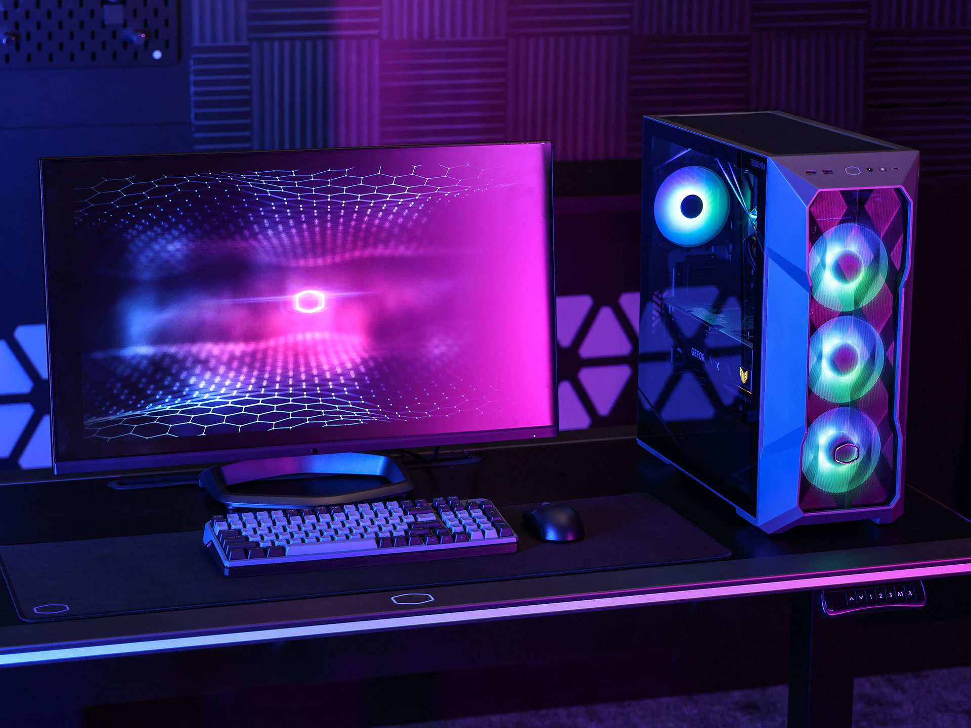 Cooler Master představuje novou ATX skříň TD500 MAX