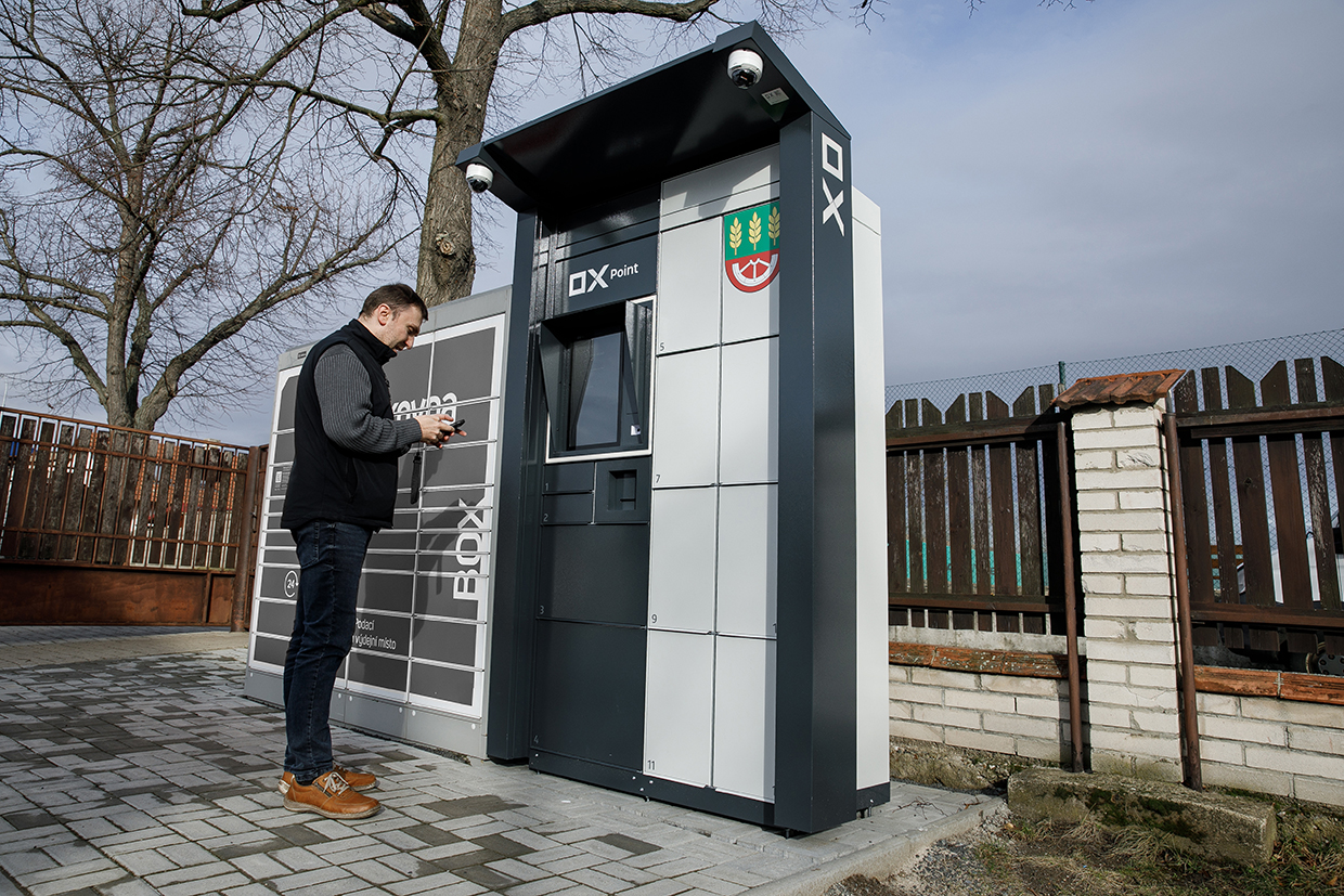 Vesničko má, zásilková. OX BOXY šetří čas i peníze v malých obcích