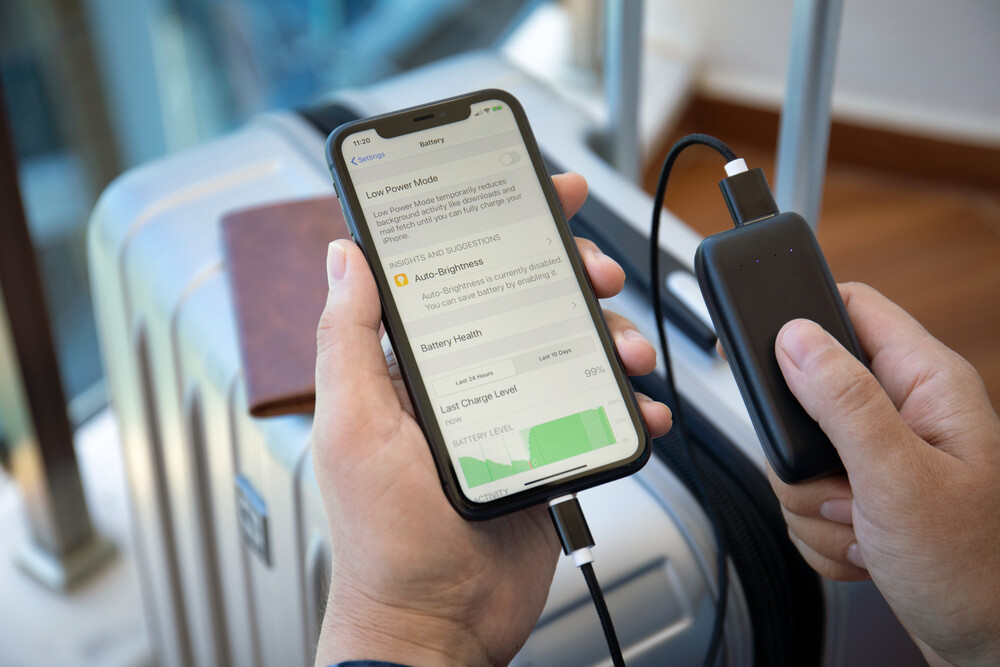 S powerbanku do letadla: 4 užitečné rady pro bezproblémové cestování s elektronikou