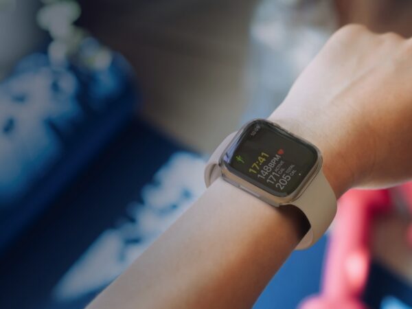 Belkin ScreenForce TemperedCurve 2-in-1 spolehlivě ochrání Apple Watch