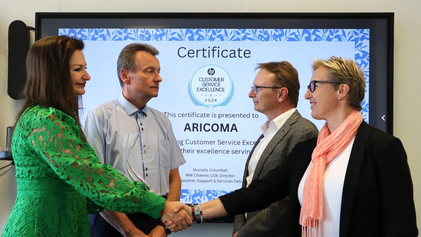 HP oceňuje špičkové servisní partnery v České republice – Ocenění Customer Service Excellence 2024 získalo 5 z českých partnerských firem HP