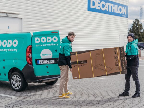 Doručení v den objednání má úspěch. Decathlon a DODO s ním pokračují do Ostravy