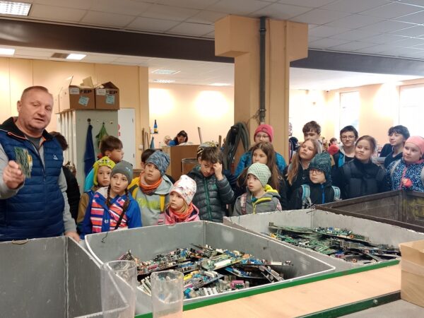 Celoroční hra Recyklohraní: Na 1 600 škol z celé ČR sbíralo body za aktivity týkající se ekologie