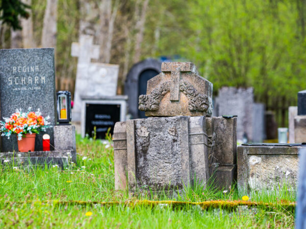 I zesnulí potřebují pořádek. Digitalizace hřbitovů ulehčuje práci úředníkům i pozůstalým